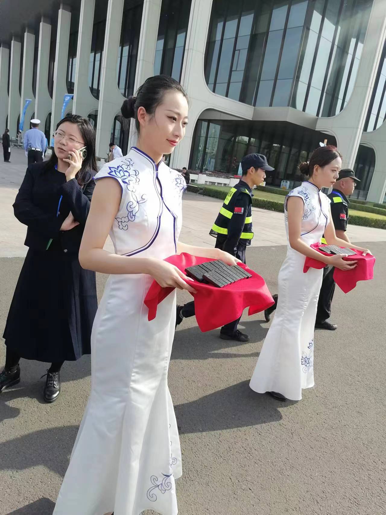 第四届跨国公司领导人峰会